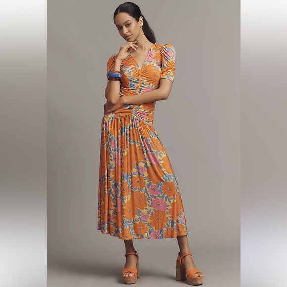 FARM Rio Short Sleeve V-neck Ruched Midi Dress